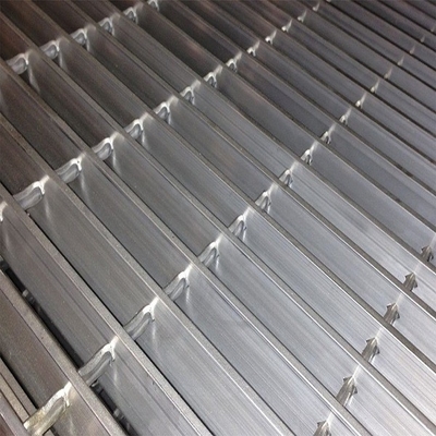 150mm*1550mm Aluminum Serrated Press Lock Steel Grating for Customized Floor Walkway