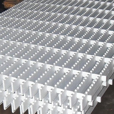 150mm*1550mm Aluminum Serrated Press Lock Steel Grating for Customized Floor Walkway
