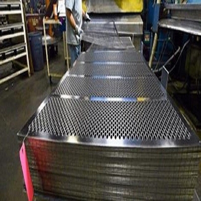 Fish Scale Hole Shape Slotted Perforated Aluminum Metal Sheet for Building Decoration