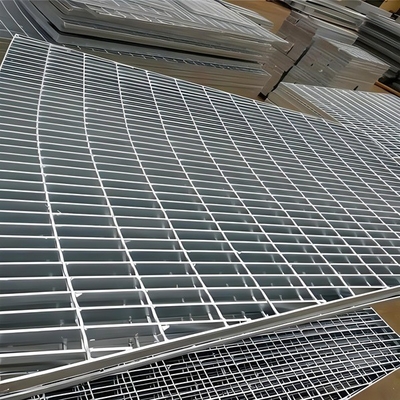 Galvanized Steel Trench Drain Grate 30*3 mm Serrated Stainless Steel Drainage Aluminum Bar Grating