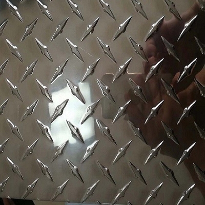 Slip Proof 5052 Aluminium Checker Plate 3003 Corrosion Resistant Aluminum Diamond Plate Coil