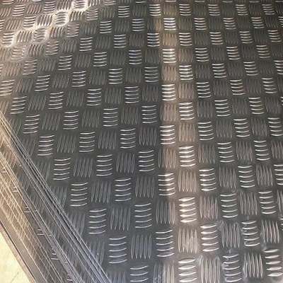 Non-Slip Bus Floor Plate 1060 5052 3003 1050 Diamond Aluminum Sheet for Stair Steps