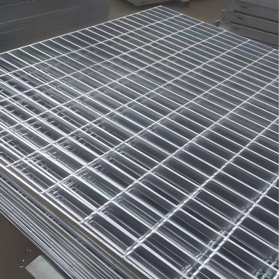 TP077 Prefabricated Aluminum Stair Treads and Risers with Weather-resistant Coating