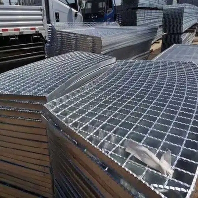 Non-Slip Aluminum Checkered Diamond Stair Tread Grating
