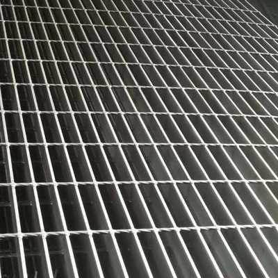 Non-Slip Aluminum Checkered Diamond Stair Tread Grating